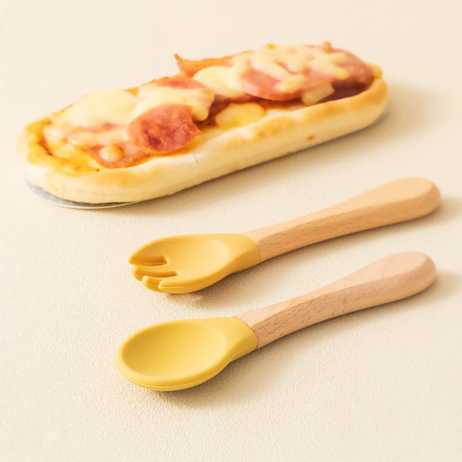 Juego de 2 Piezas de Cuchara y Tenedor de Silicona para Bebé con Mango de Madera